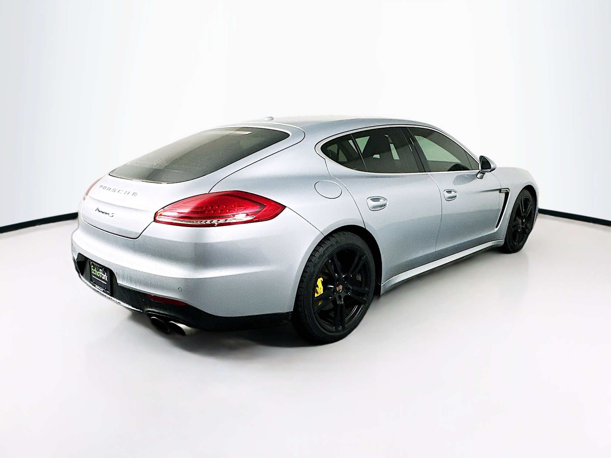 Used 2014 Porsche Panamera S RWD image 9
