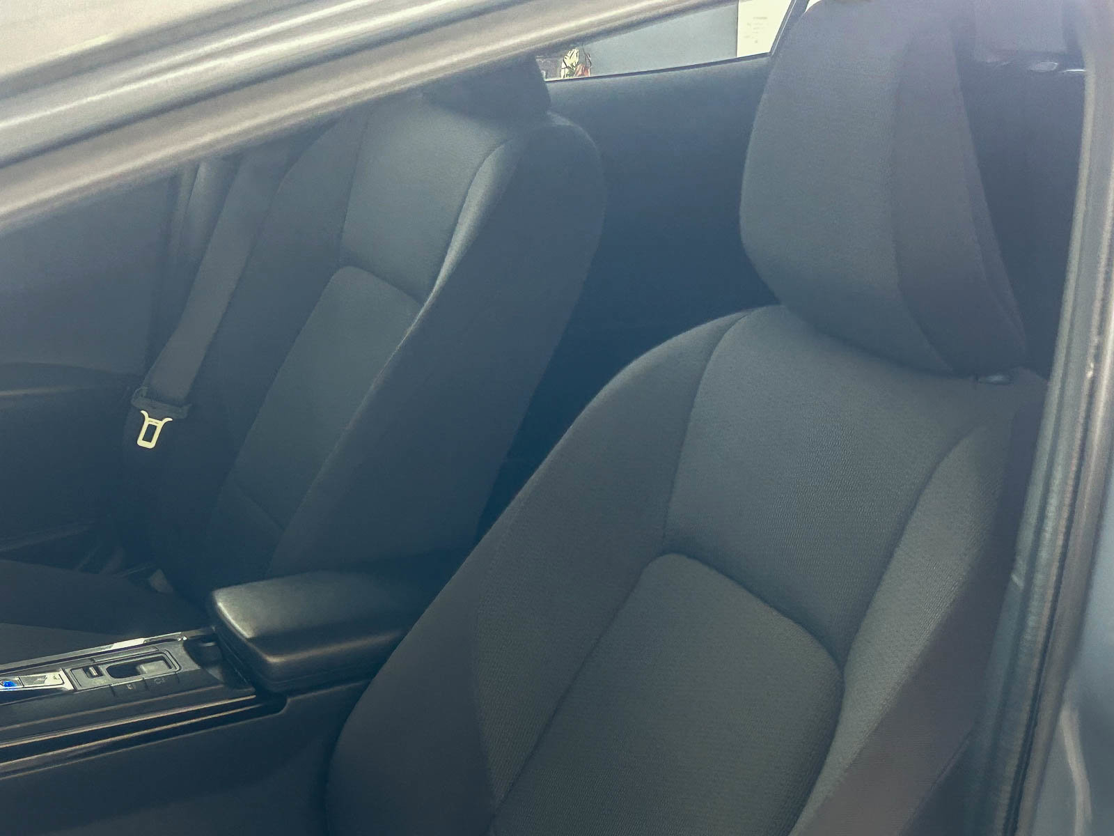 Used 2023 Toyota Prius LE image 23