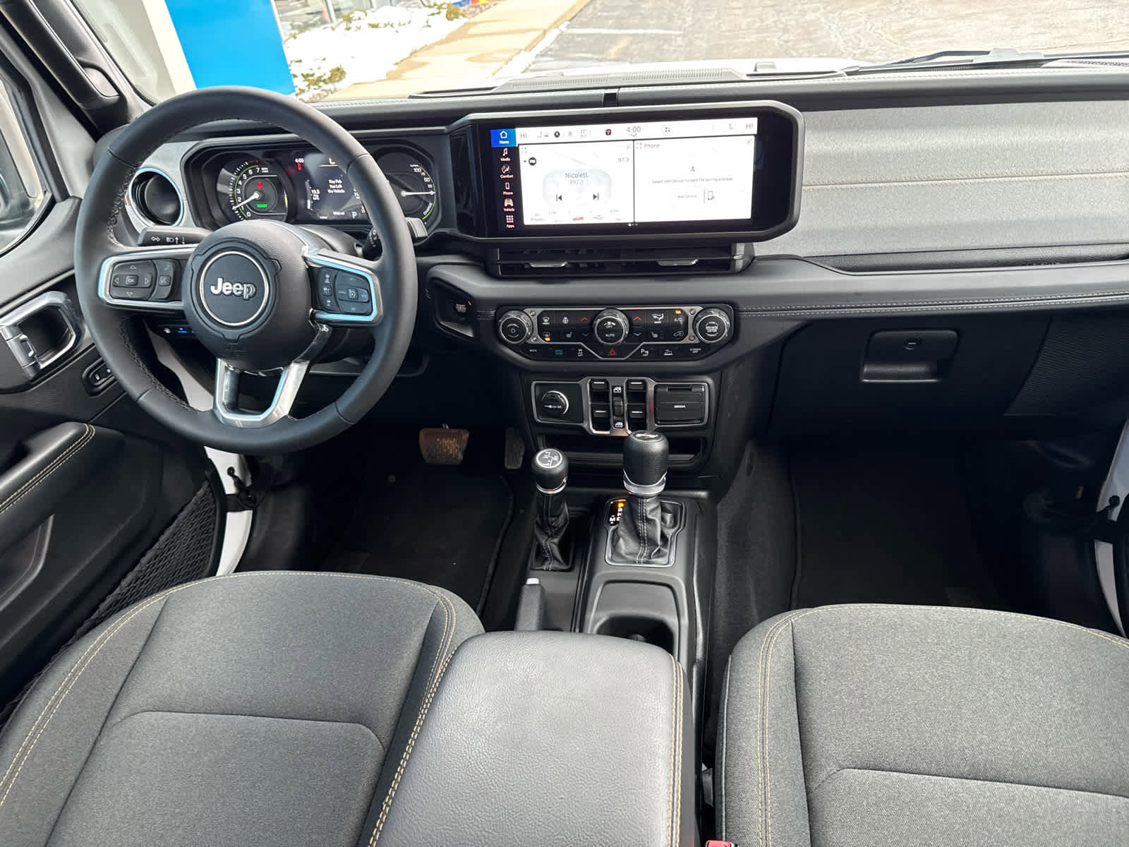 Used 2025 Jeep Wrangler Sahara w/ Safety Group image 6