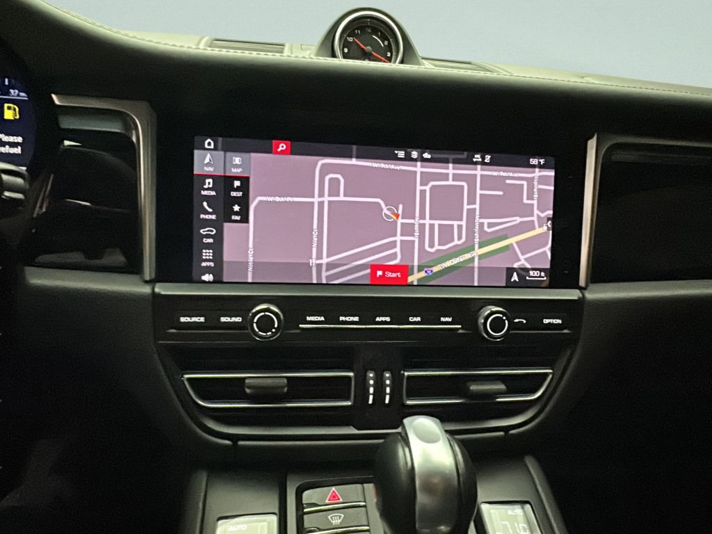 Used 2021 Porsche Macan S image 26