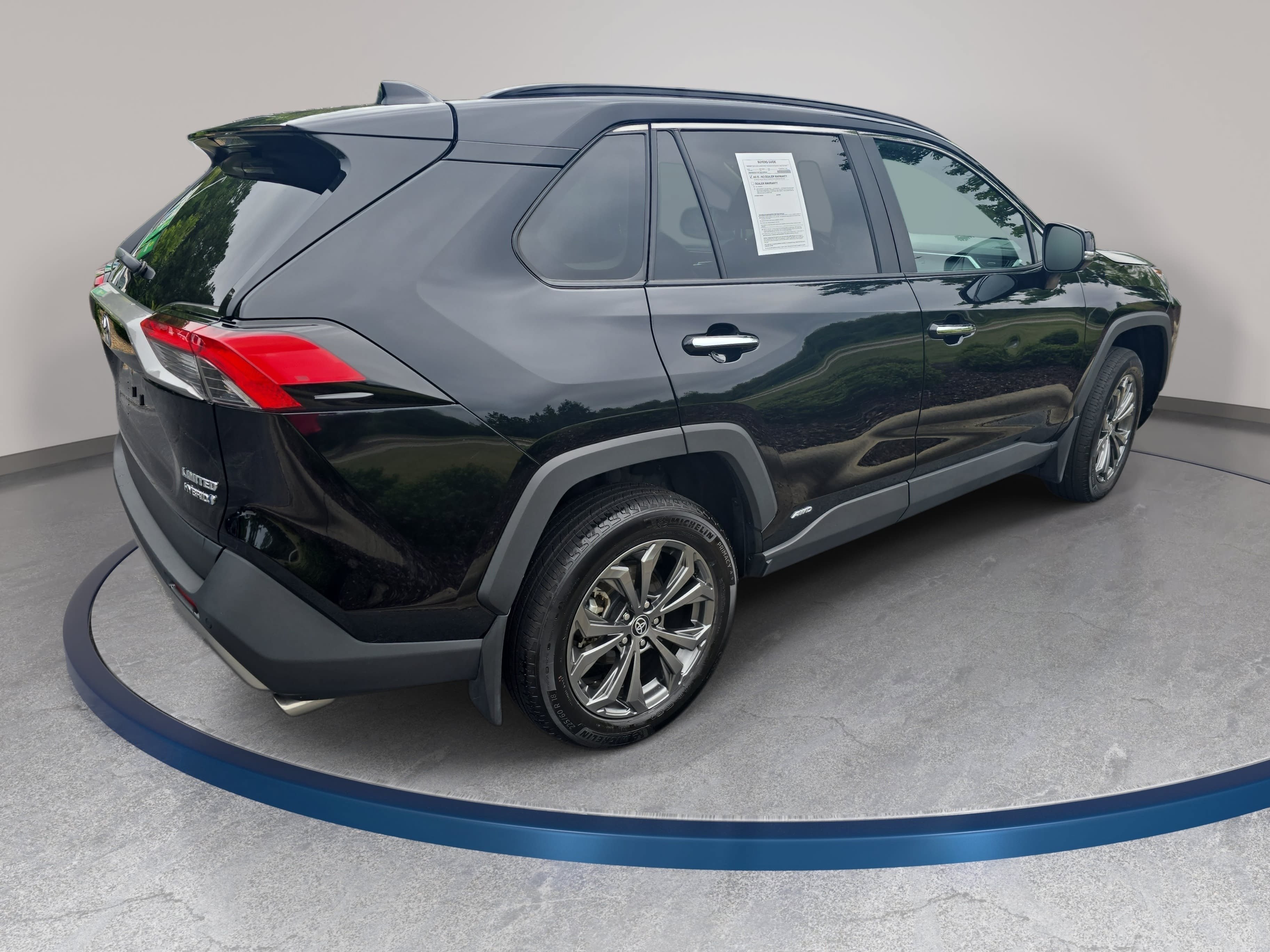 Used 2024 Toyota RAV4 Limited w/ Advanced Technology Package AWD/4WD image 5