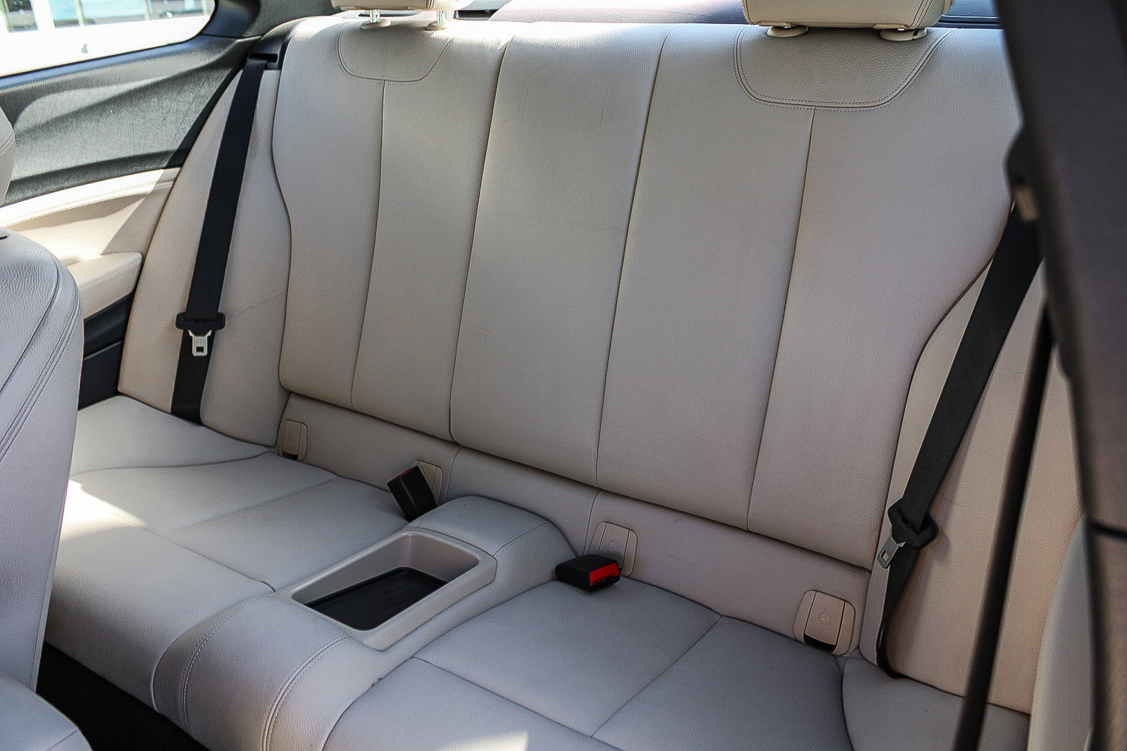 Used 2017 BMW 230i Coupe image 18