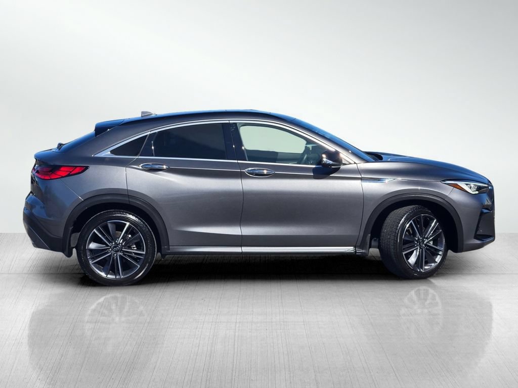 Used 2023 INFINITI QX55 Essential AWD/4WD image 3