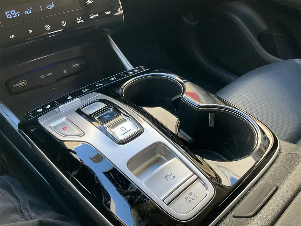 Certified 2022 Hyundai Tucson Limited w/ Cargo Package image 25