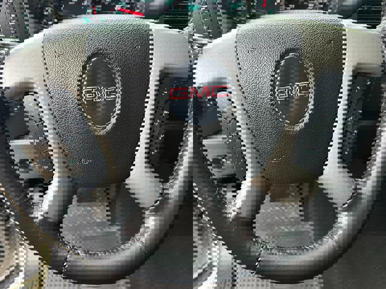 Used 2007 GMC Sierra 2500 SLE w/ Z71 Off-Road Package image 17