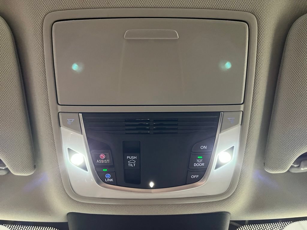 Certified 2024 Acura TLX w/ Technology Package FWD image 9