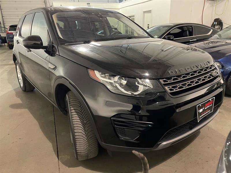 Used 2018 Land Rover Discovery Sport SE image 7