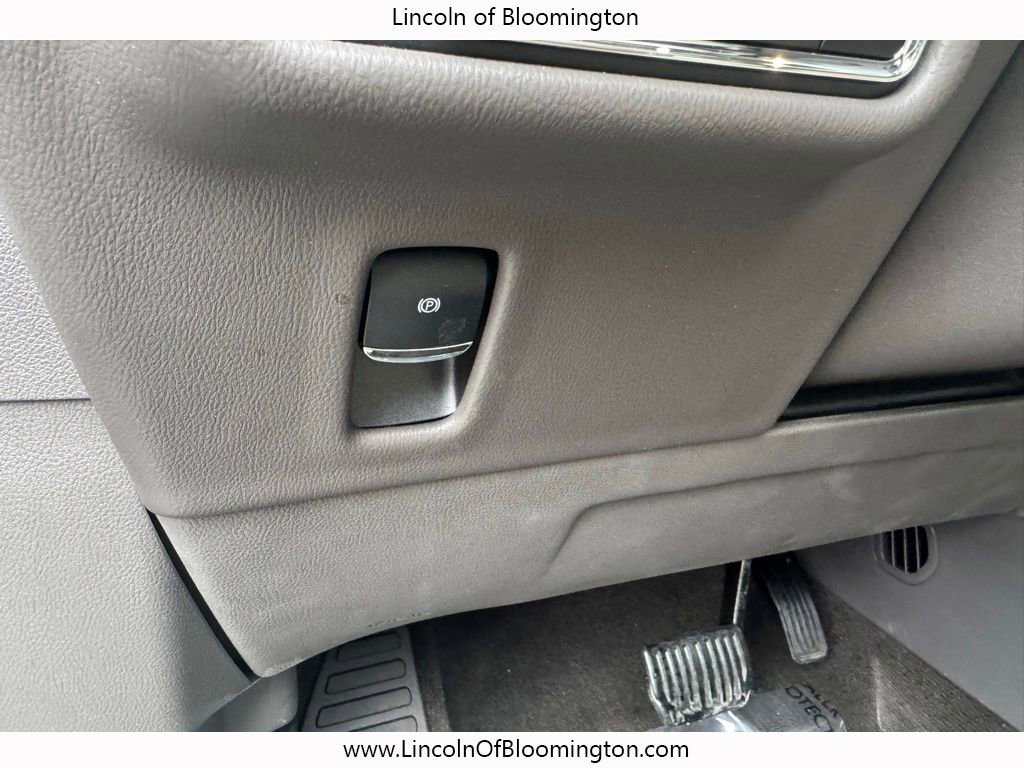 Certified 2023 Lincoln Nautilus Reserve w/ Equipment Group 201A image 43