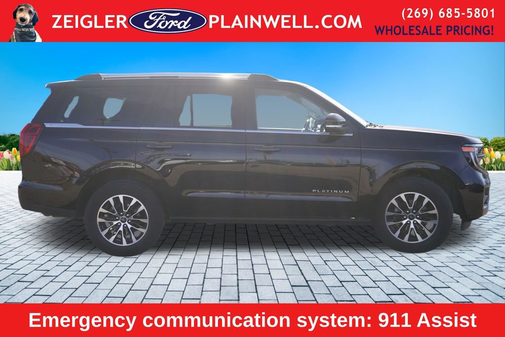 Used 2025 Ford Expedition Platinum image 9