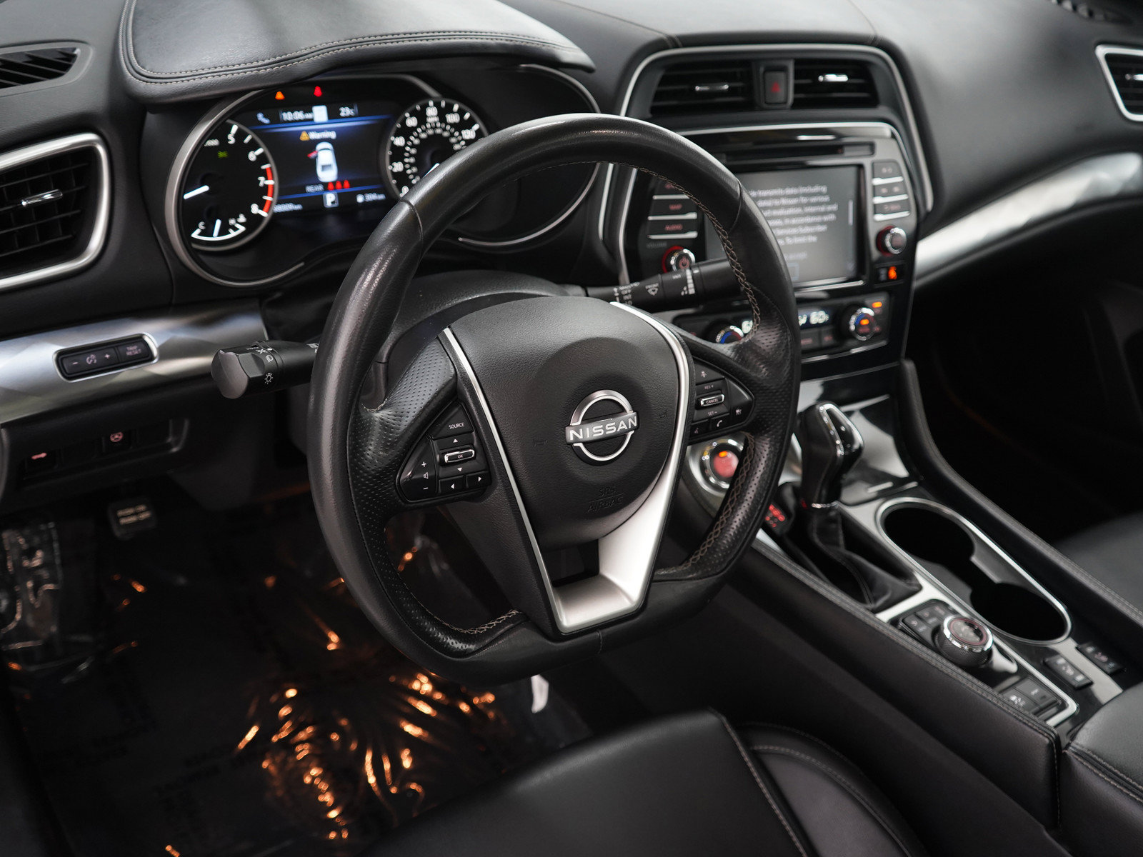 Used 2023 Nissan Maxima SL FWD image 19