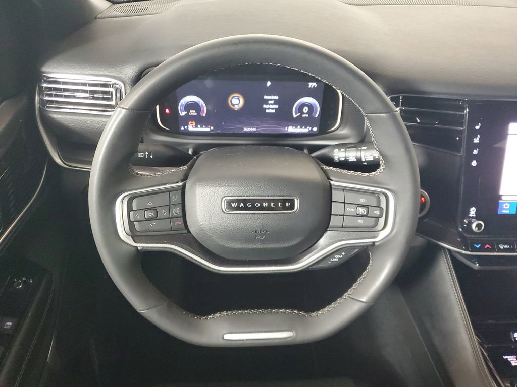 Used 2023 Jeep Wagoneer 4WD image 14