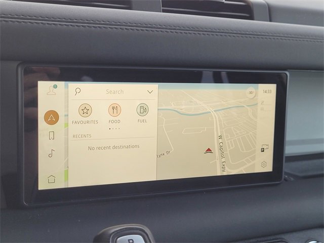 Used 2024 Land Rover Defender 110 S image 9