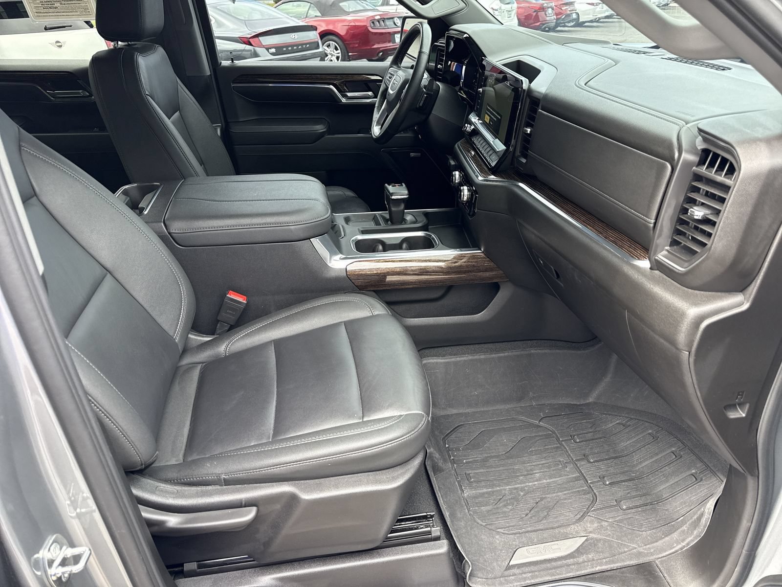 Used 2024 GMC Sierra 1500 Elevation w/ Elevation Premium Package AWD/4WD image 33
