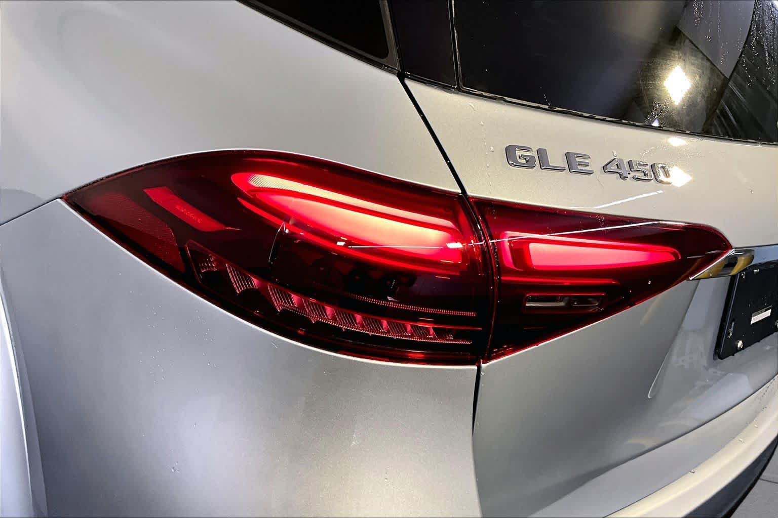 New 2026 Mercedes-Benz GLE 450 4MATIC image 5