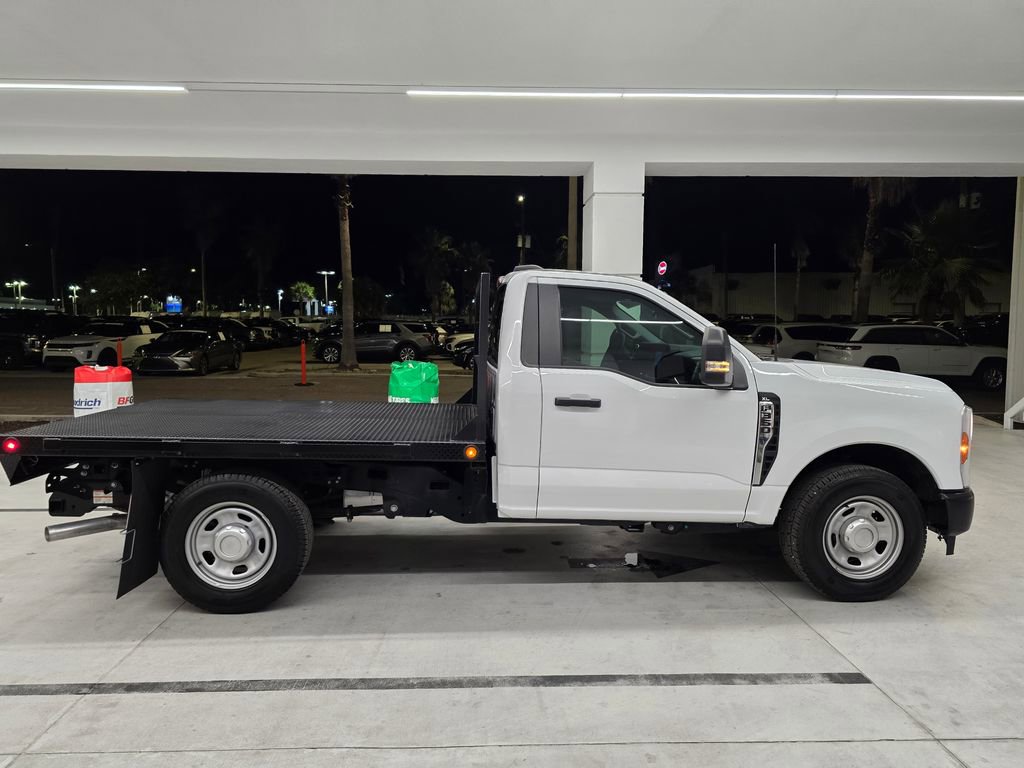 Used 2024 Ford F350 XL w/ XL Driver Assist Package RWD image 8