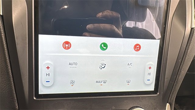 Used 2024 Ford Edge SE image 26