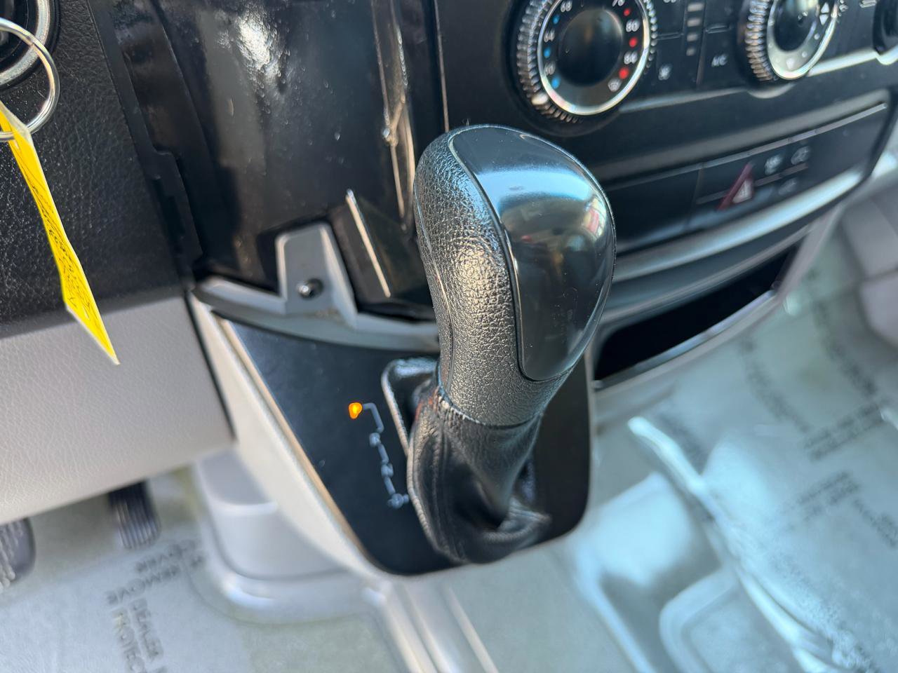 Used 2011 Mercedes-Benz Sprinter 2500 image 20