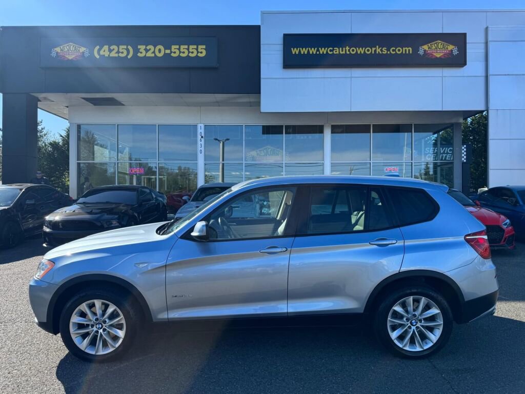 Used 2013 BMW X3 xDrive28i AWD/4WD image 2