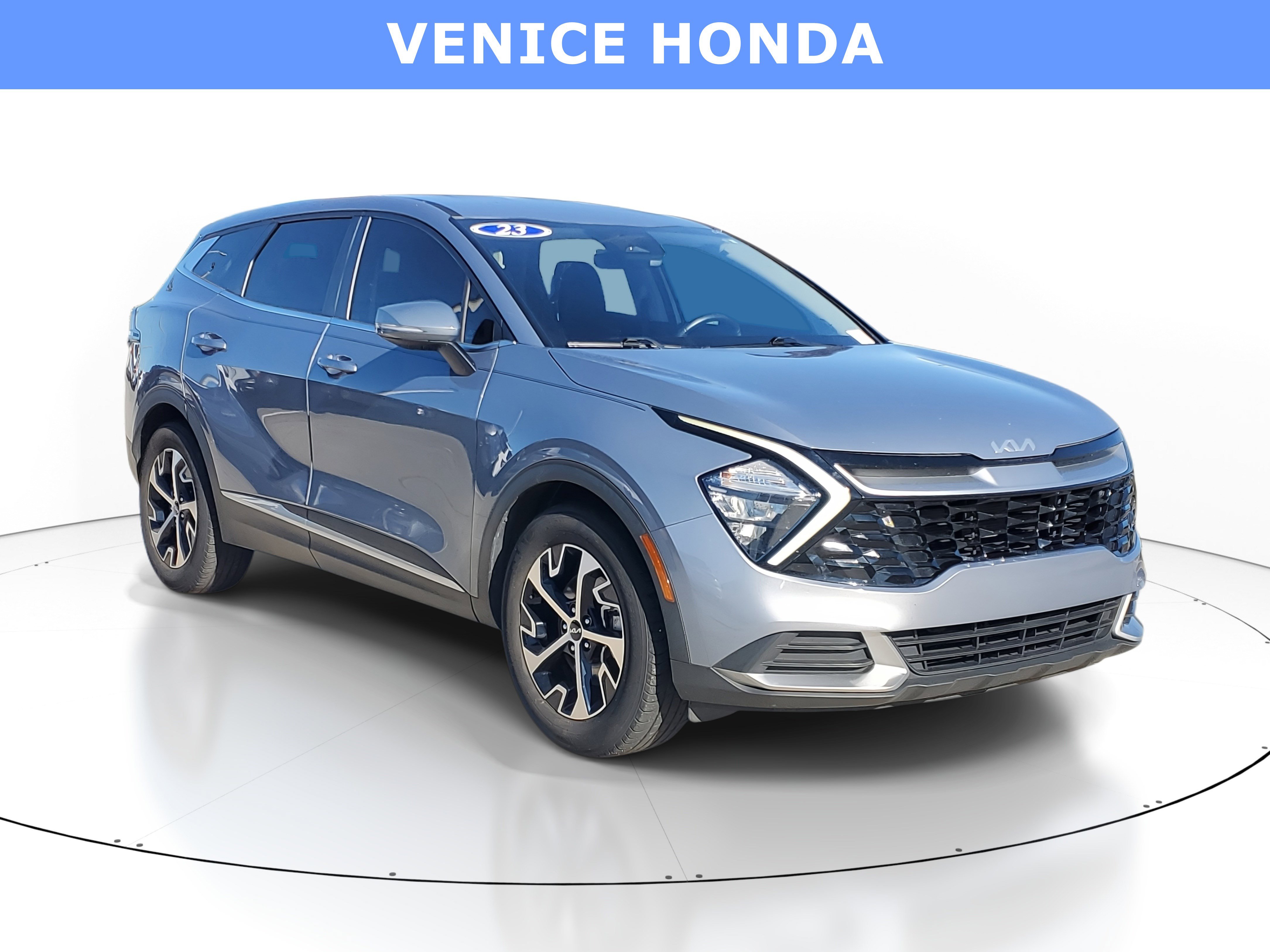 Used 2023 Kia Sportage EX image 1