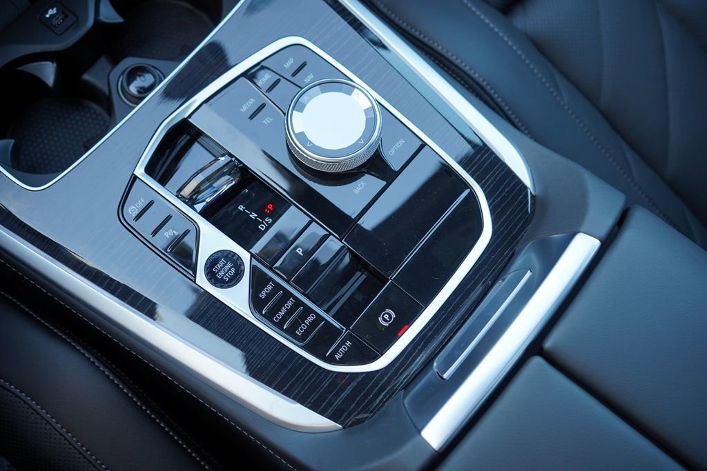 New 2026 BMW X5 sDrive40i w/ Executive Package image 19