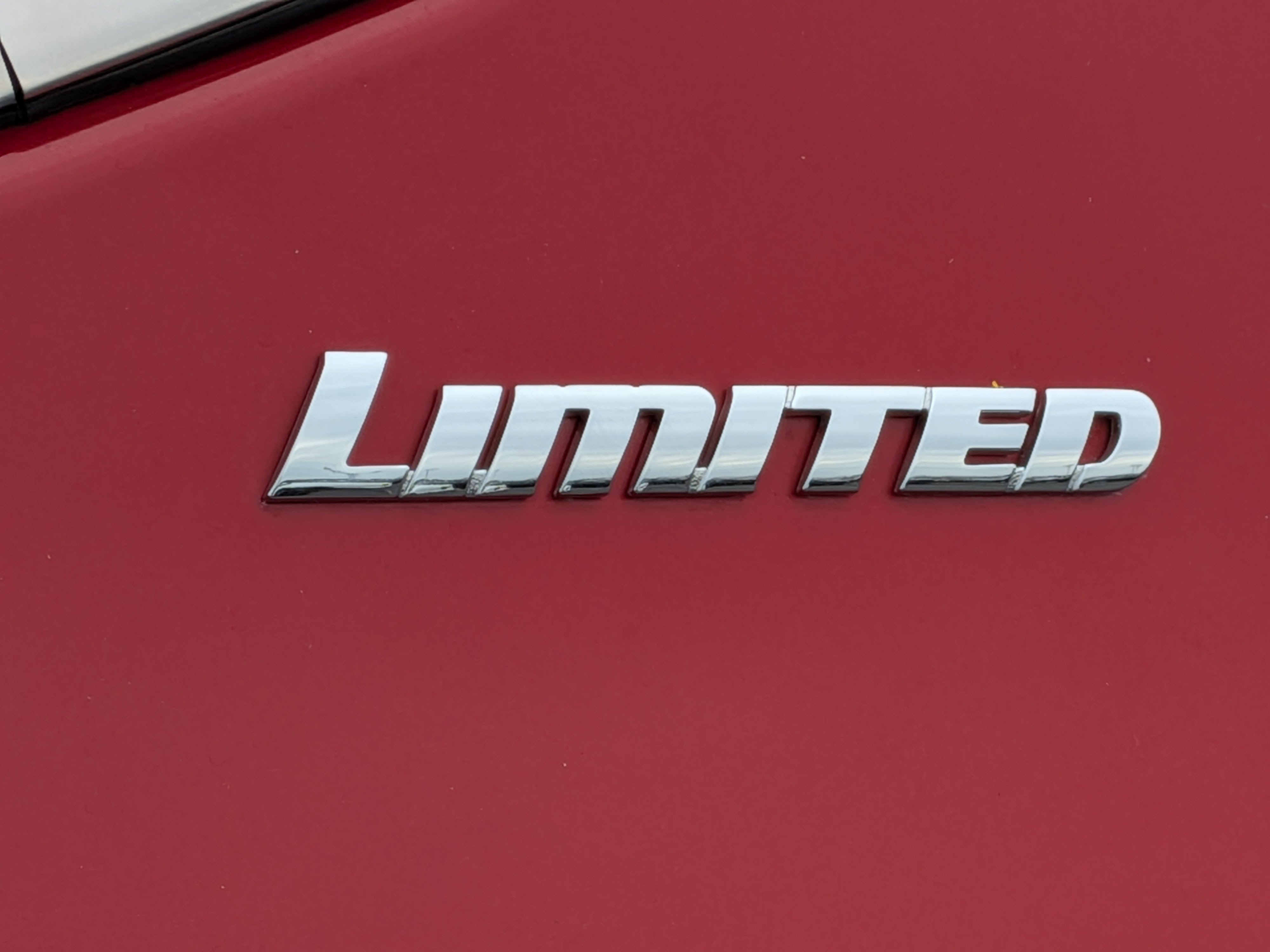 Used 2024 Toyota Tundra Limited AWD/4WD image 12
