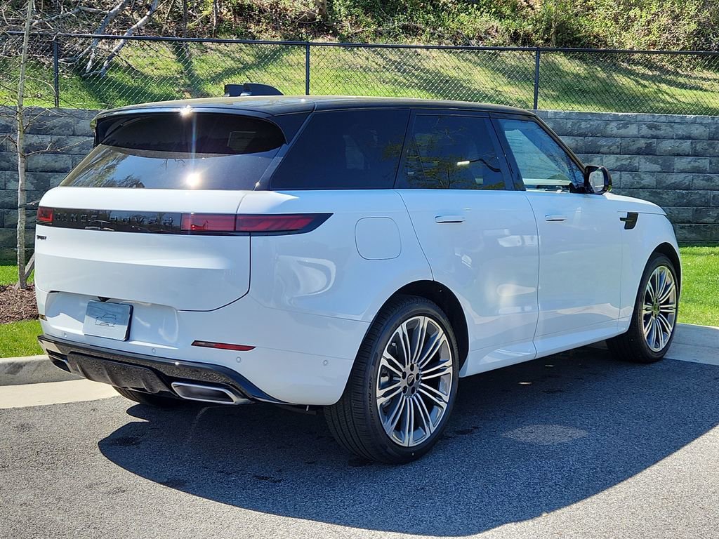 New 2026 Land Rover Range Rover Sport Dynamic SE AWD/4WD image 2