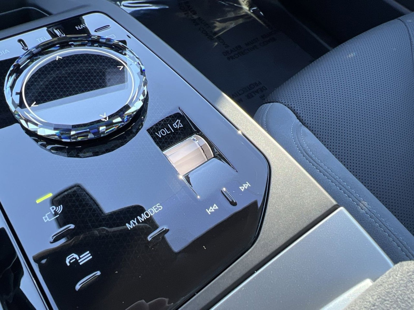 New 2026 BMW iX xDrive45 w/ M Sport Package image 19