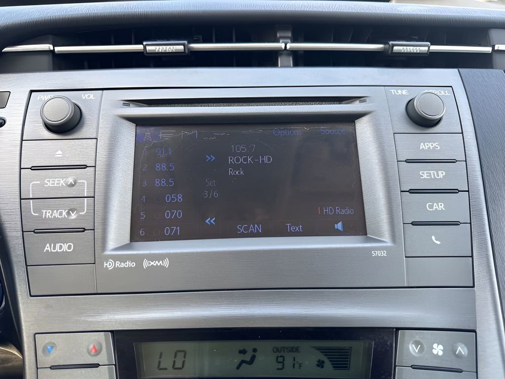 Used 2014 Toyota Prius Three FWD image 18