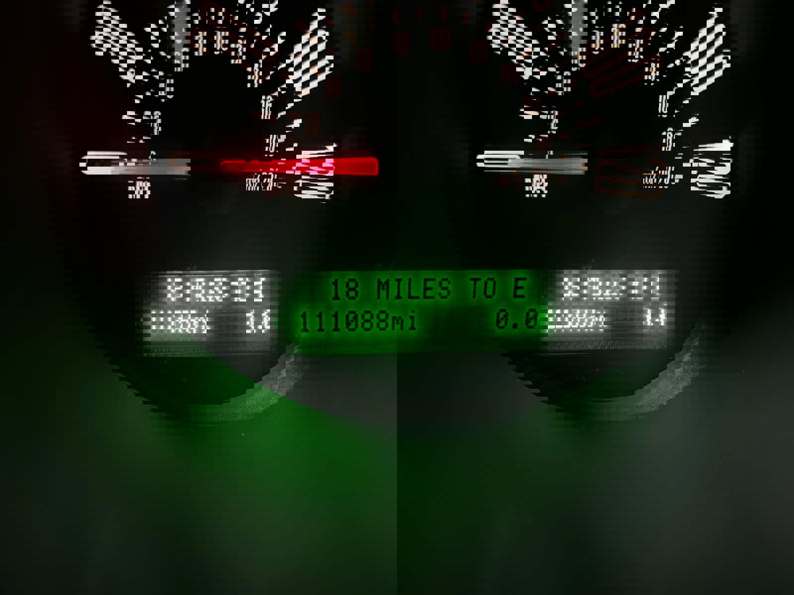 Used 2005 Ford Mustang Deluxe image 22