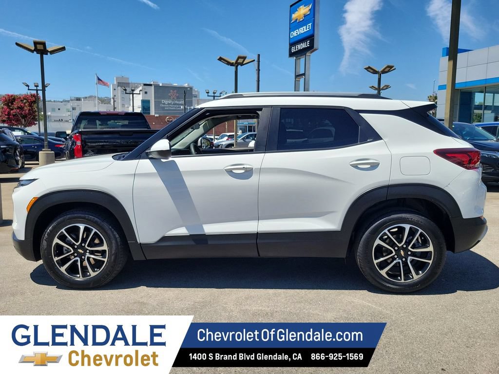 Used 2025 Chevrolet TrailBlazer LT FWD image 14