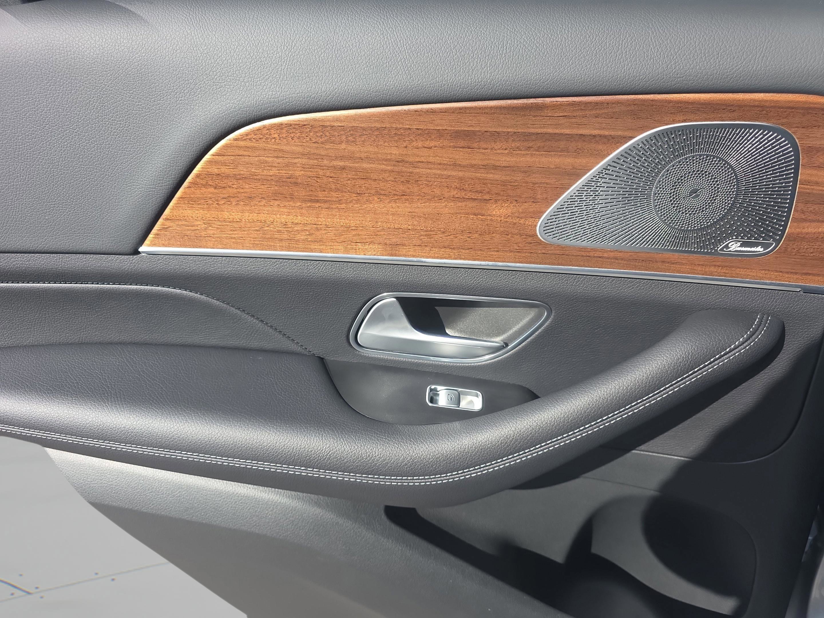 Certified 2025 Mercedes-Benz GLE 580 4MATIC image 10