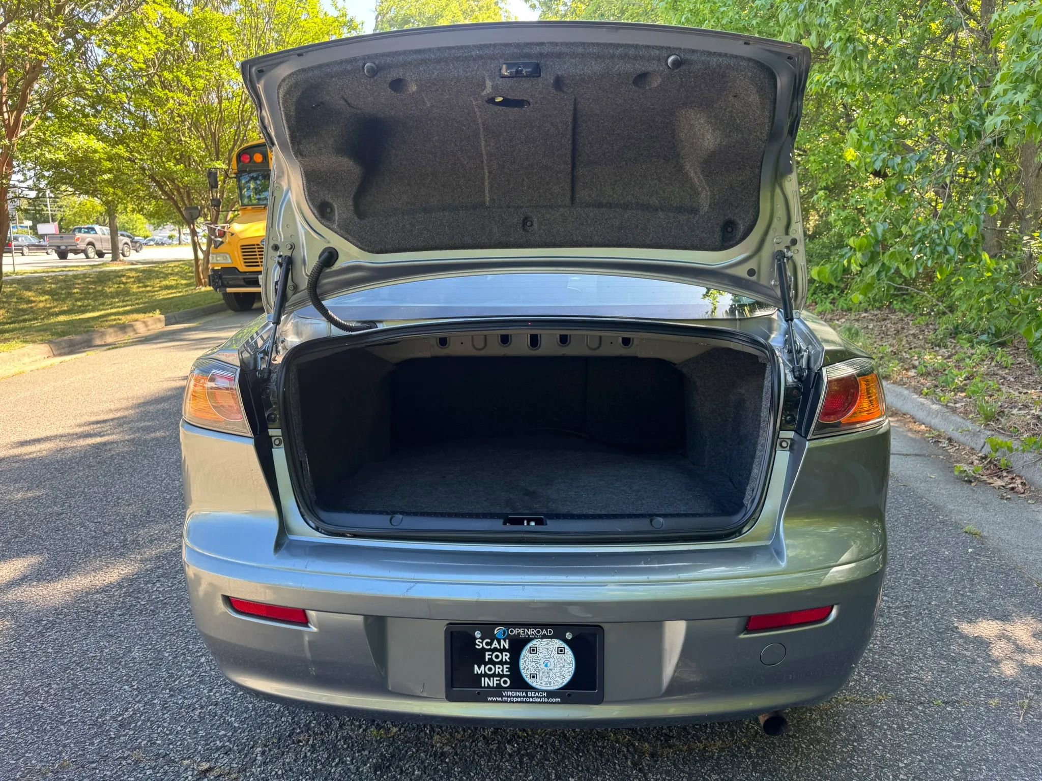 Used 2014 Mitsubishi Lancer ES FWD image 9