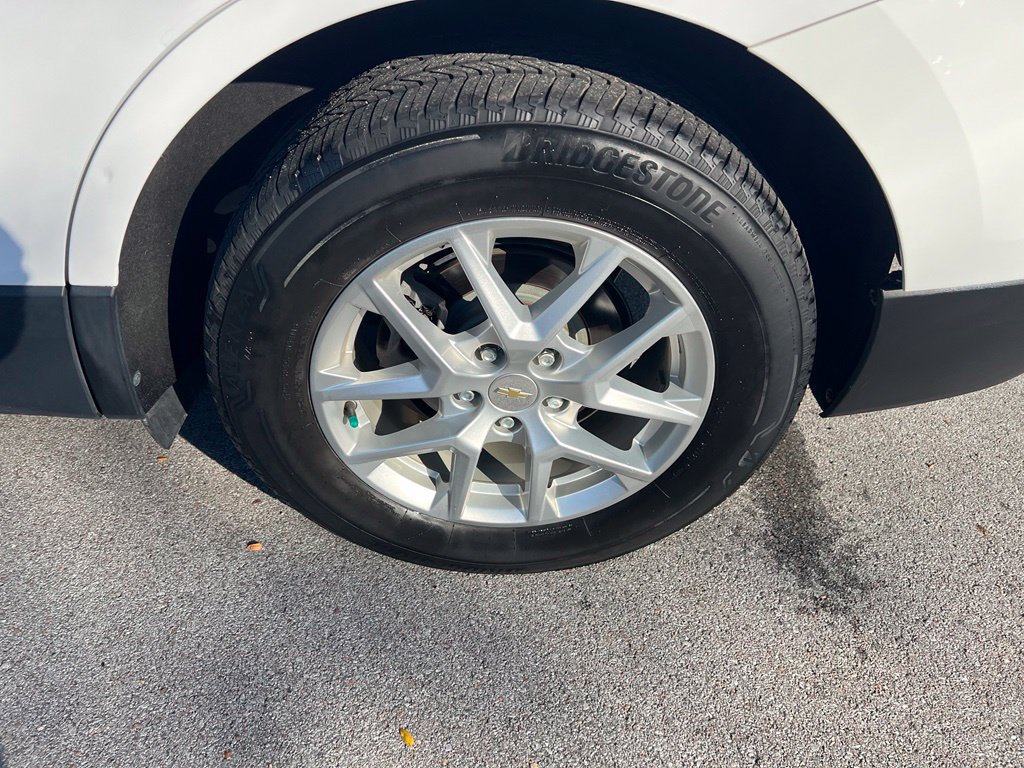 Used 2022 Chevrolet Equinox LT AWD/4WD image 14