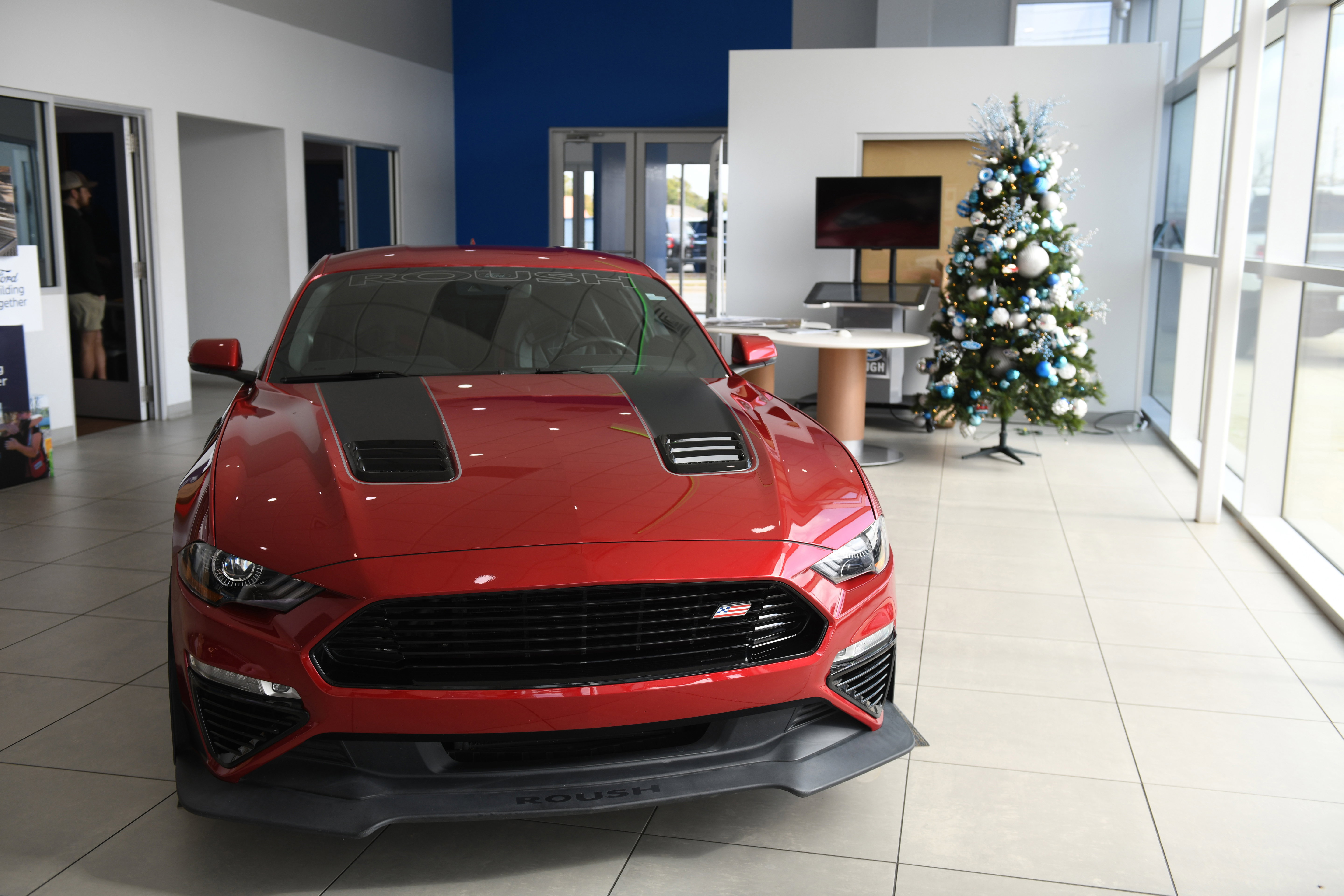 Used 2020 Ford Mustang GT Premium w/ GT Performance Package image 6