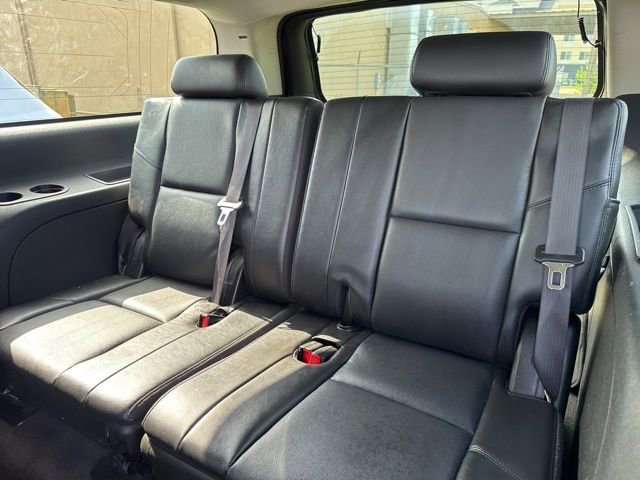 Used 2009 Chevrolet Suburban LTZ image 14