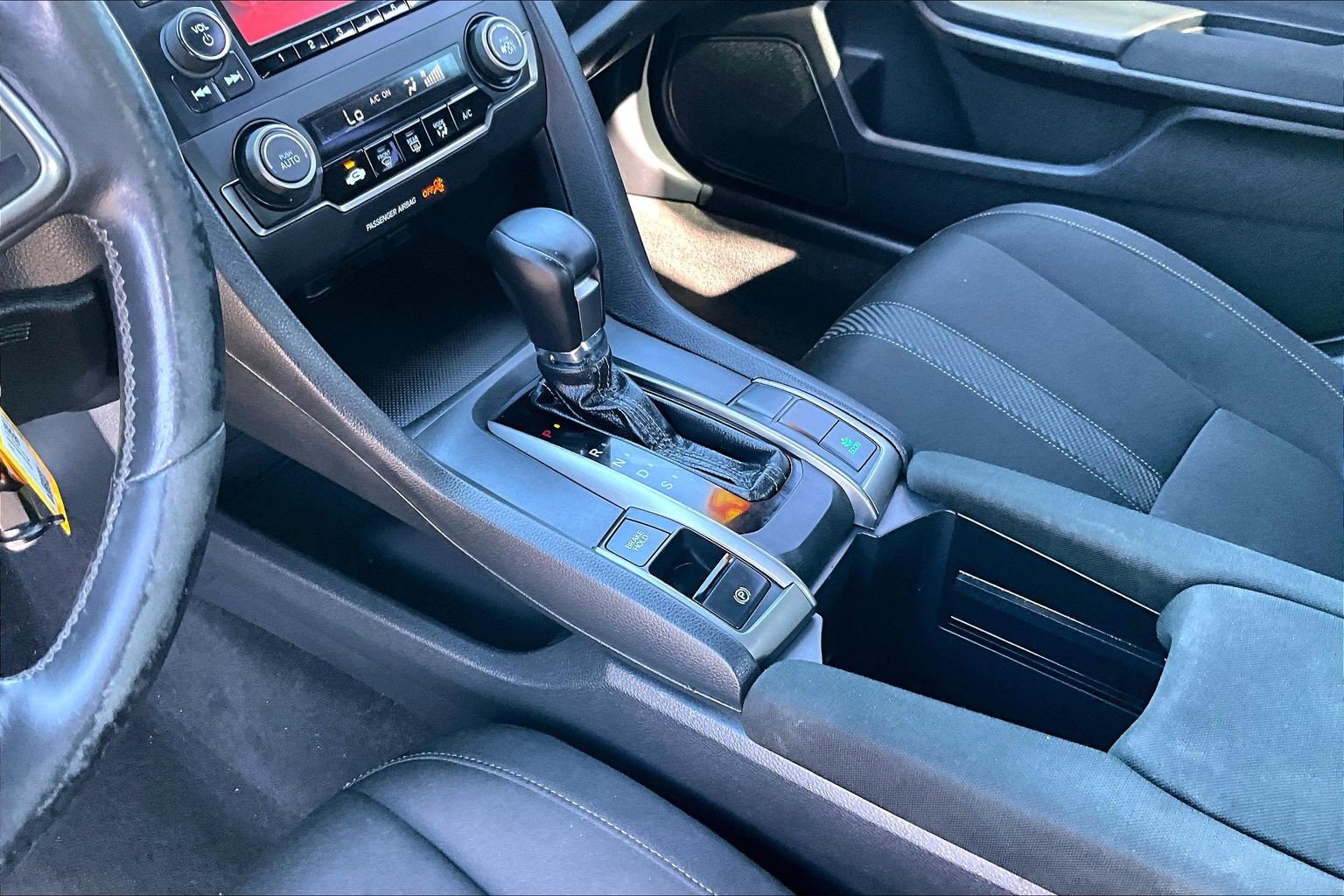 Used 2017 Honda Civic Sport image 13