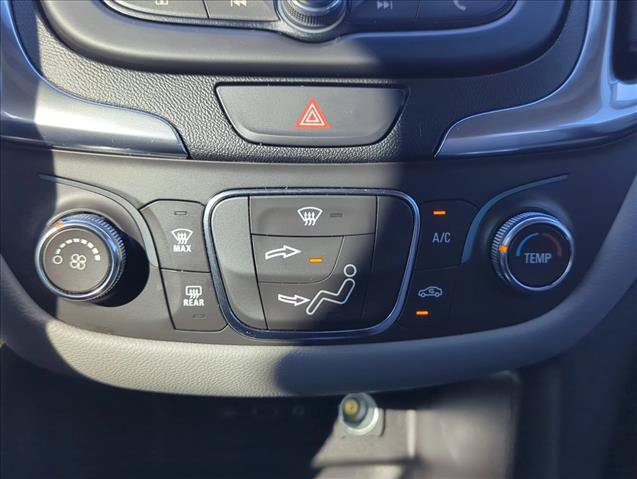 Used 2021 Chevrolet Equinox LS w/ LS Convenience Package FWD image 21
