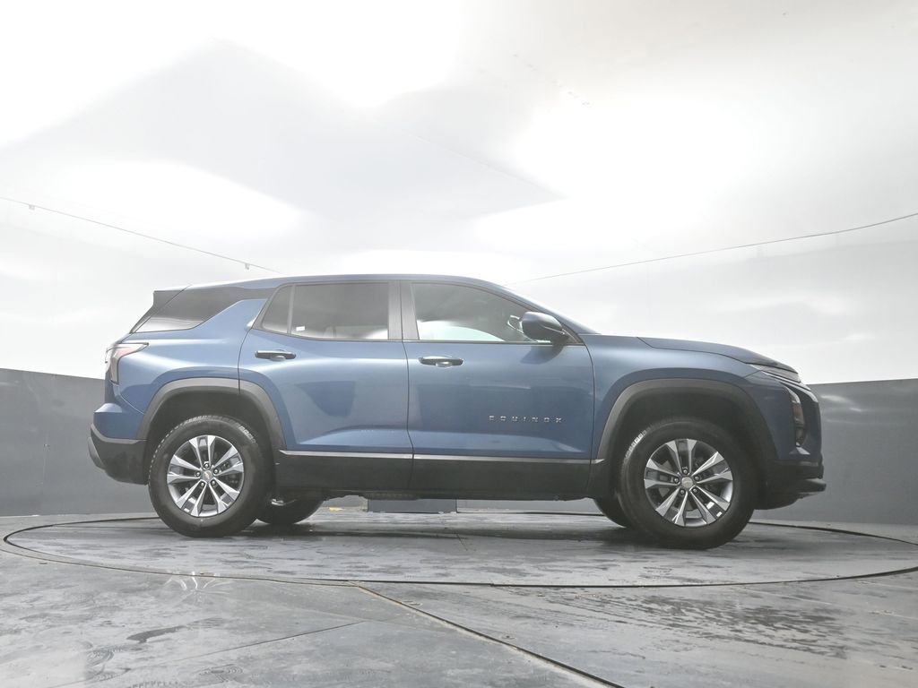 Used 2025 Chevrolet Equinox LT AWD/4WD image 50