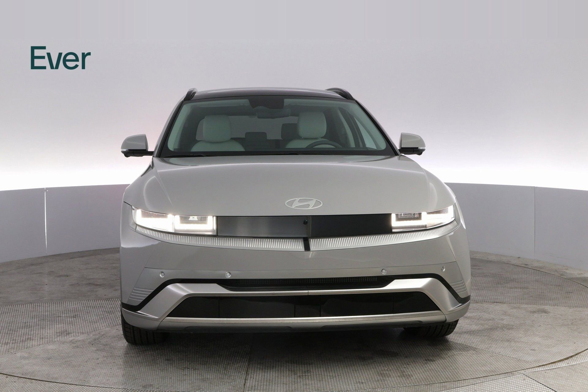 Used 2025 Hyundai Ioniq 5 Limited image 3