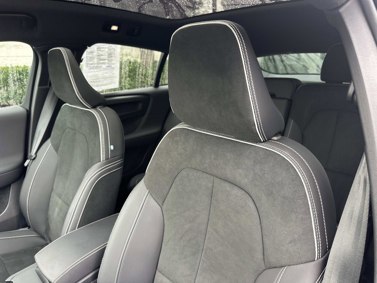 Certified 2023 Volvo C40 P8 Recharge Ultimate image 19