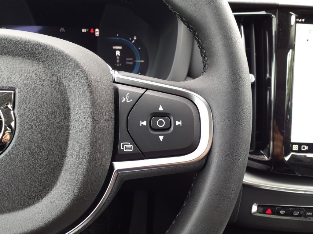 New 2025 Volvo XC60 T8 Core w/ Protection Package Premier image 21