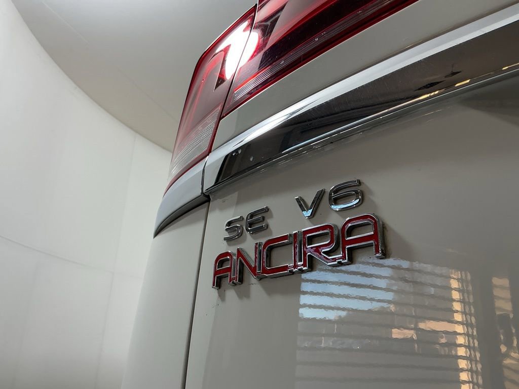 Used 2023 Volkswagen Atlas Cross Sport SE image 31