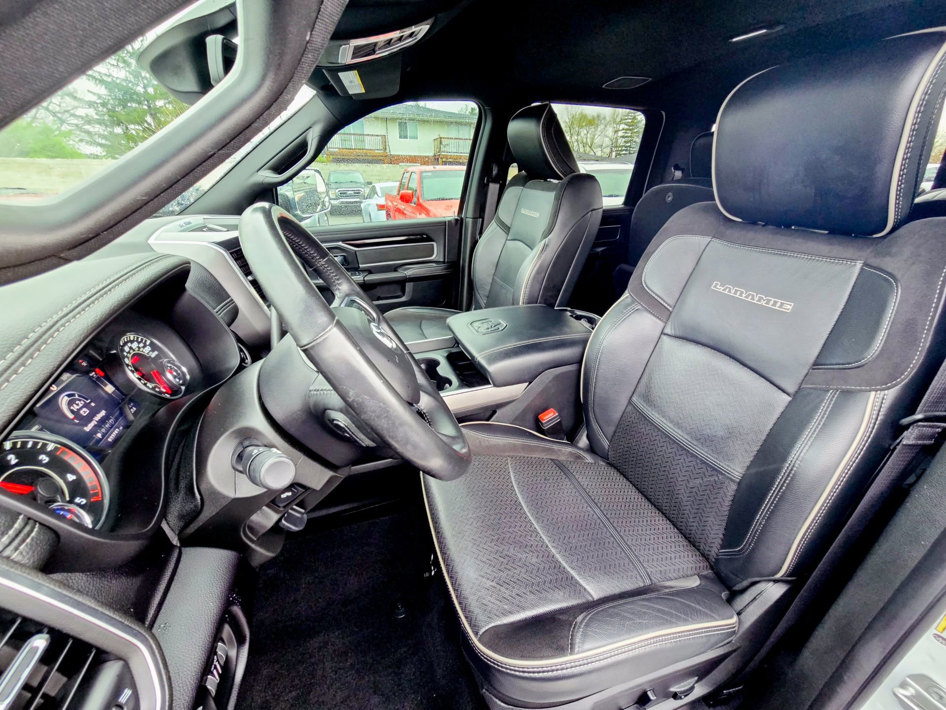 Used 2021 RAM 3500 Laramie image 19