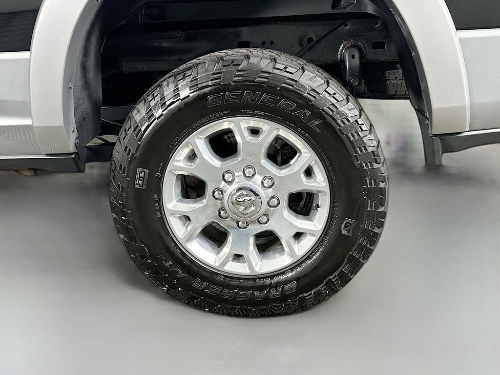 Used 2022 RAM 2500 Laramie w/ Chrome Appearance Group image 33