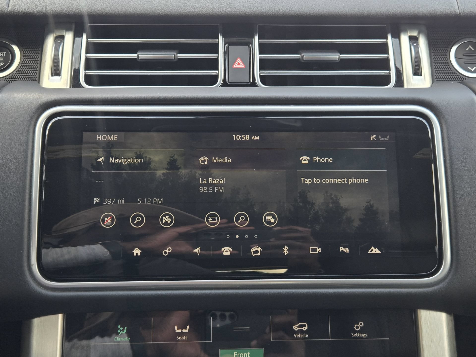 Used 2019 Land Rover Range Rover HSE AWD/4WD image 16