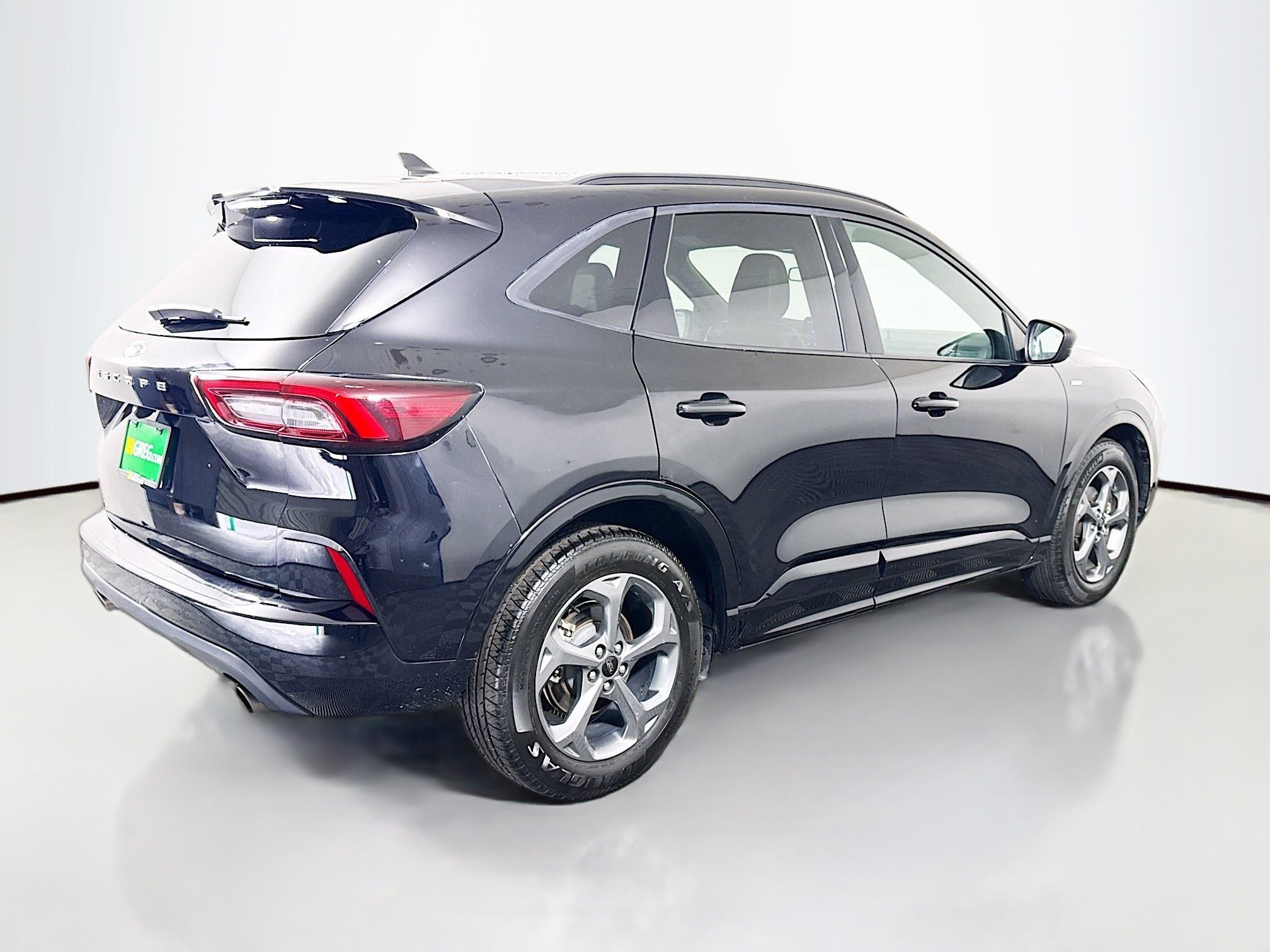 Used 2024 Ford Escape ST-Line image 10