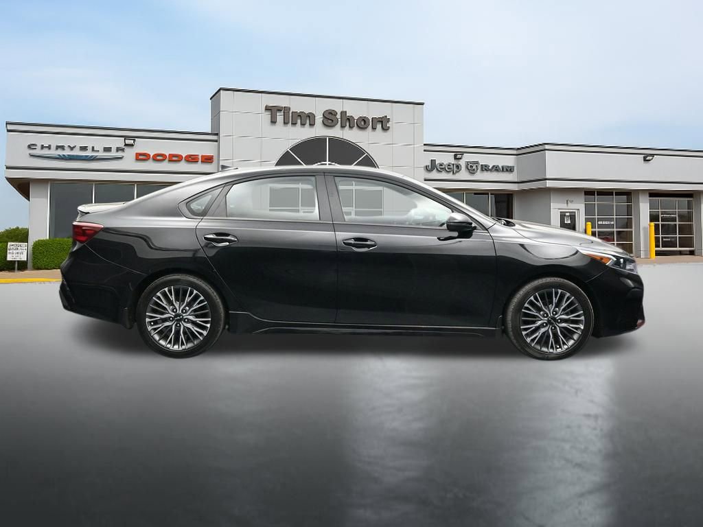 Used 2024 Kia Forte GT-Line w/ GT-Line Premium Package FWD image 6