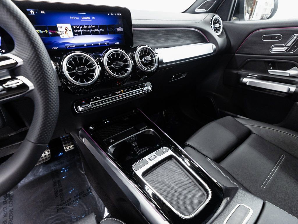 Used 2024 Mercedes-Benz EQB 350 4MATIC SUV image 14