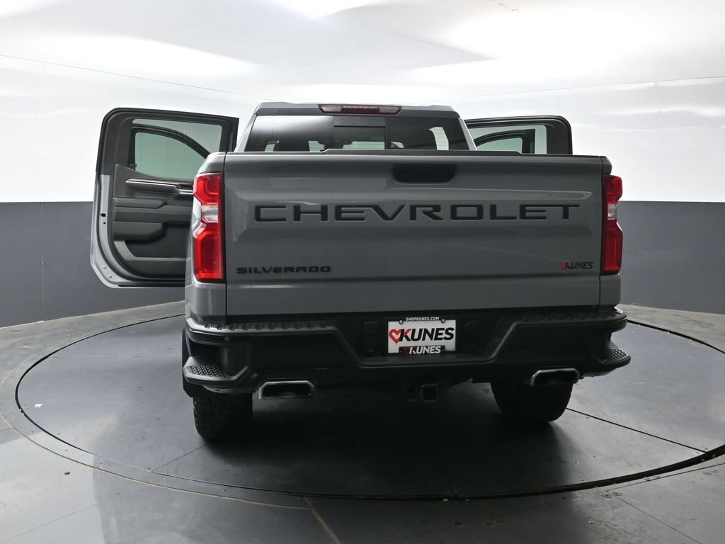 Used 2024 Chevrolet Silverado 1500 LT Trail Boss w/ LT Trail Boss Premium Package AWD/4WD image 58