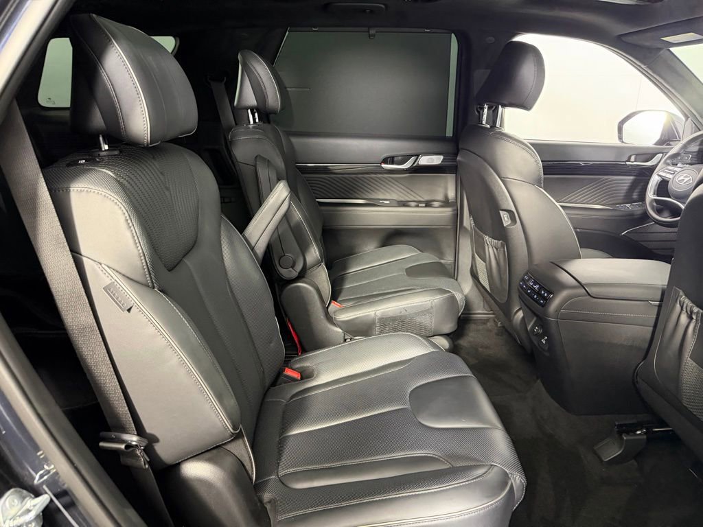 Used 2025 Hyundai Palisade Calligraphy image 32